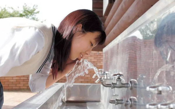 拧开水龙头直接喝？日本的自来水到底有多干净 ？【永穗不锈钢水管】